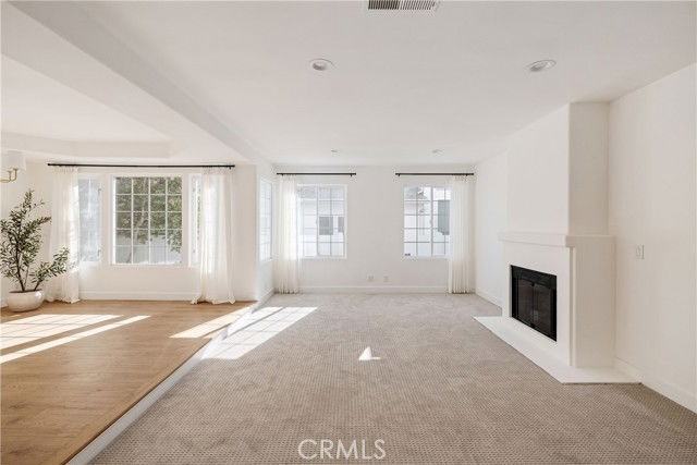 1504 N Poinsettia Ave - Photo 2 of 8