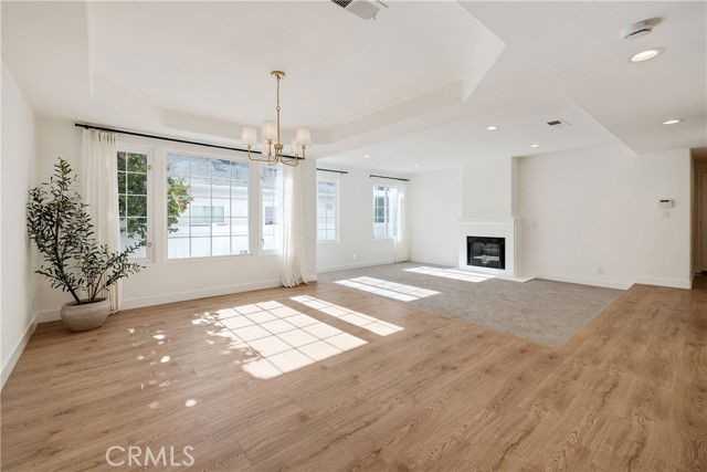 1504 N Poinsettia Ave - Photo 7 of 8