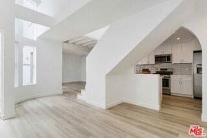 featured image of 29221 Heathercliff Rd #4