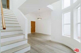 29221 Heathercliff Rd #4 - Photo 4 of 8