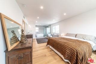 29 Lighthouse St #3PH - Photo 2 of 8