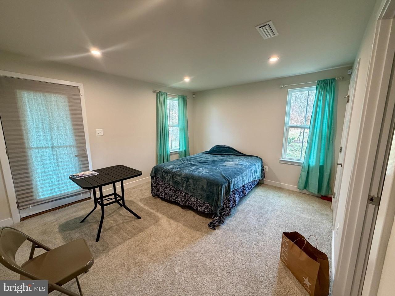 813 Canary Island Ct - Photo 7 of 35