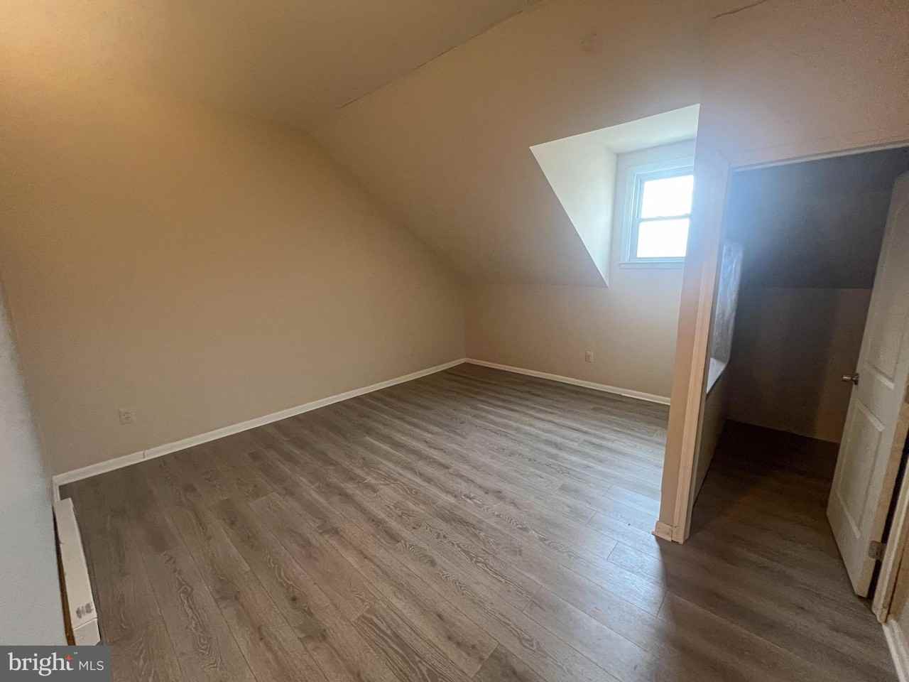 5307 York Rd - Photo 4 of 18