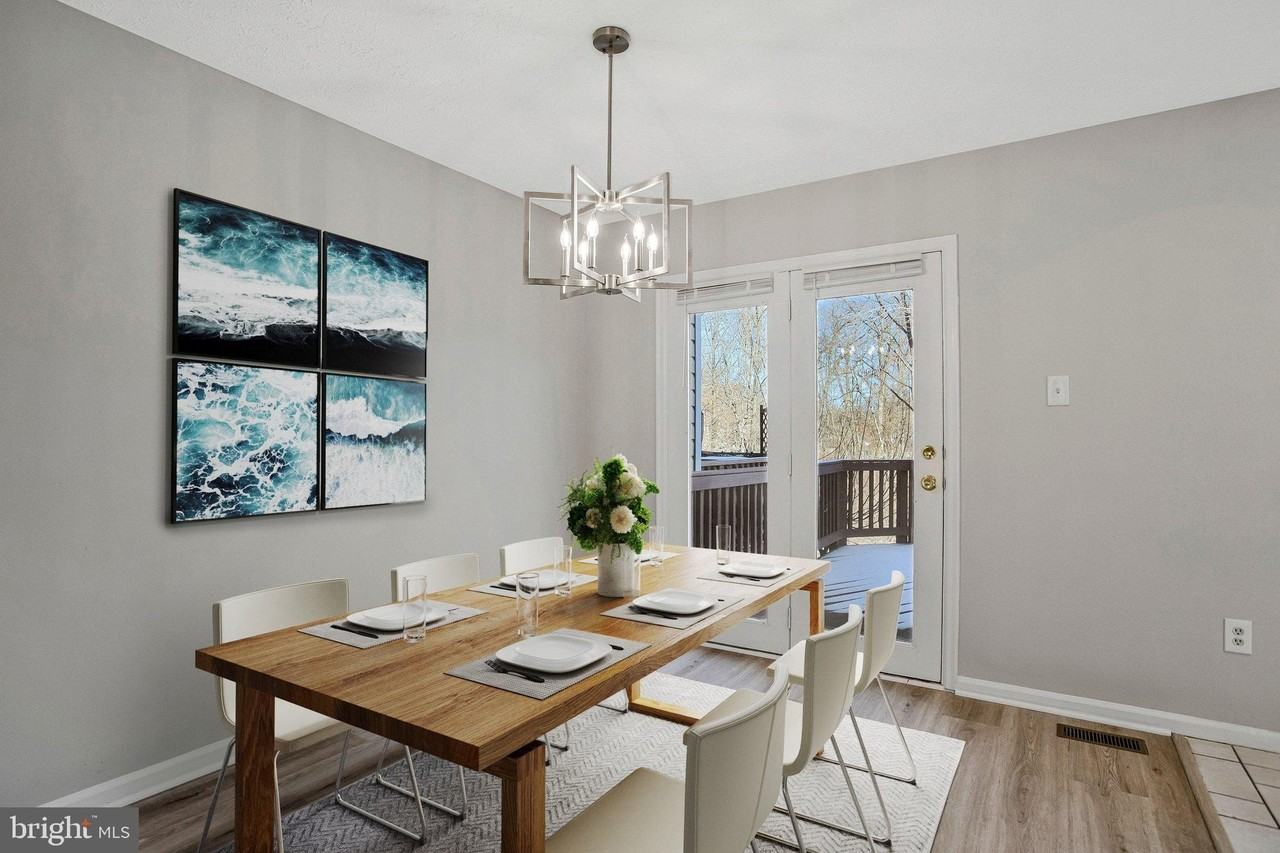 8263 Berryfield Dr - Photo 7 of 50