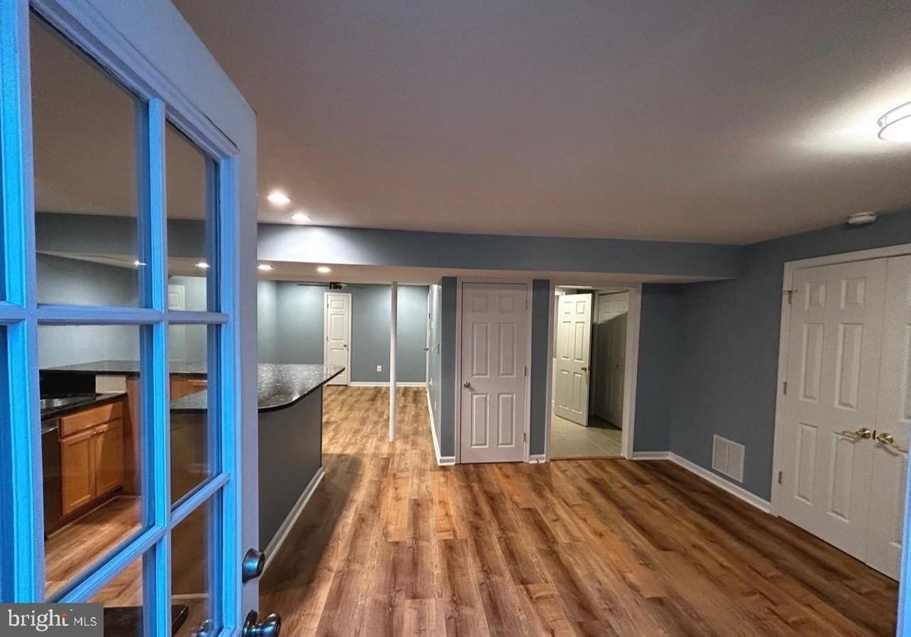 5415 Chillingham Pl - Photo 3 of 13