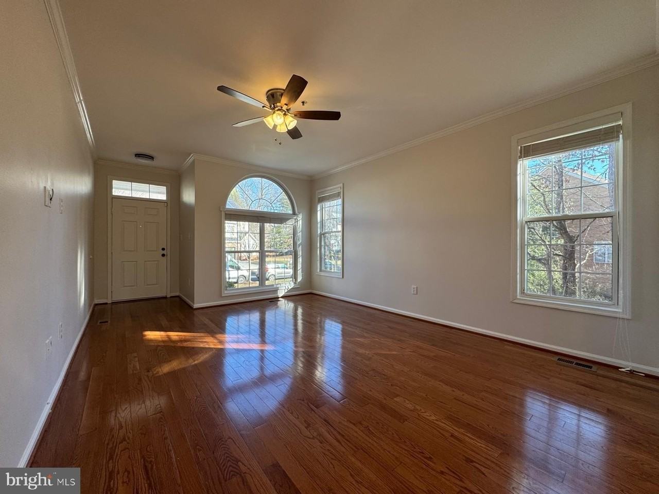 12219 Quintette Ln - Photo 5 of 17