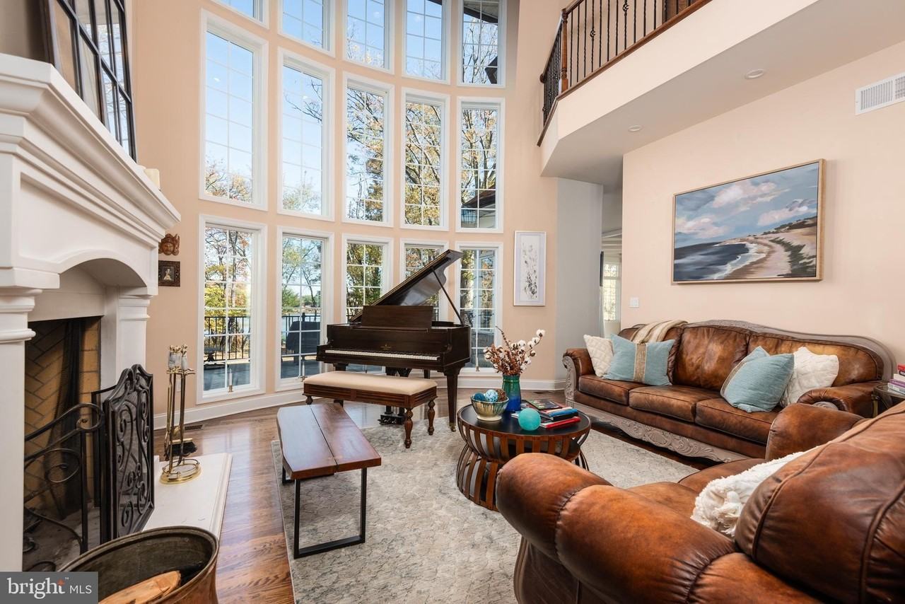 2620 Love Point Rd - Photo 2 of 50