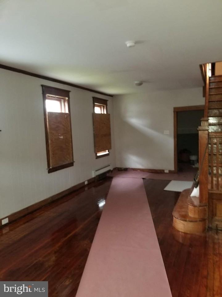 1264 Decatur St - Photo 5 of 9