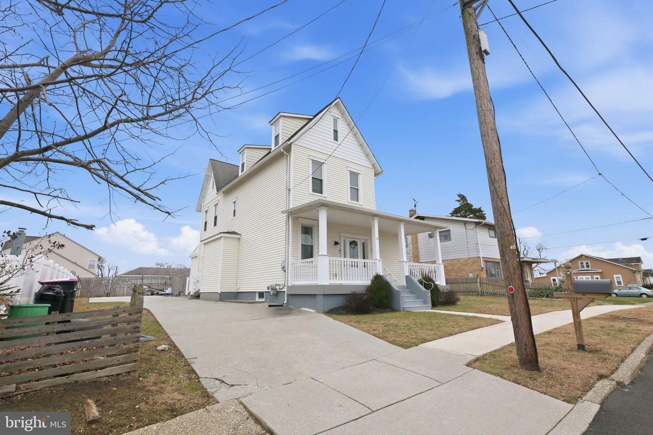 810 Central Ave - Photo 2 of 33