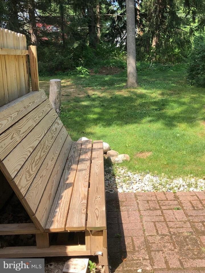 25 Constitution Ave - Photo 3 of 4