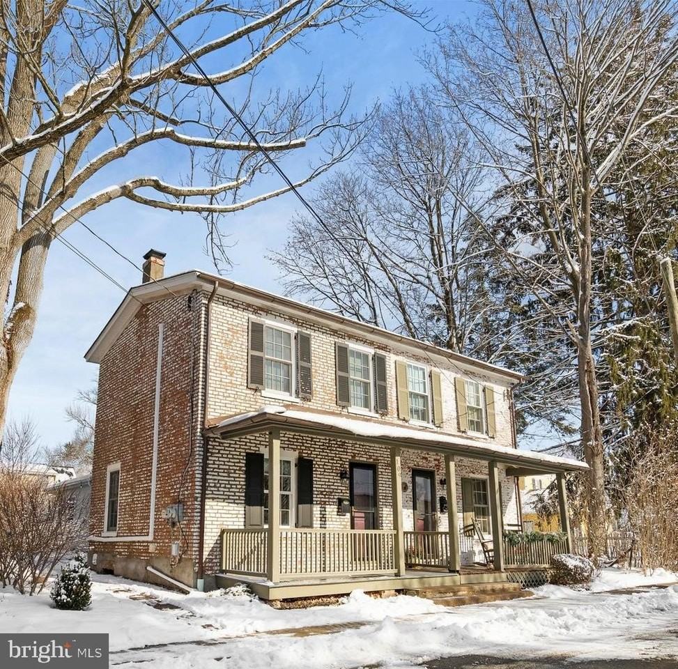 109 Mercer St - Photo 3 of 26