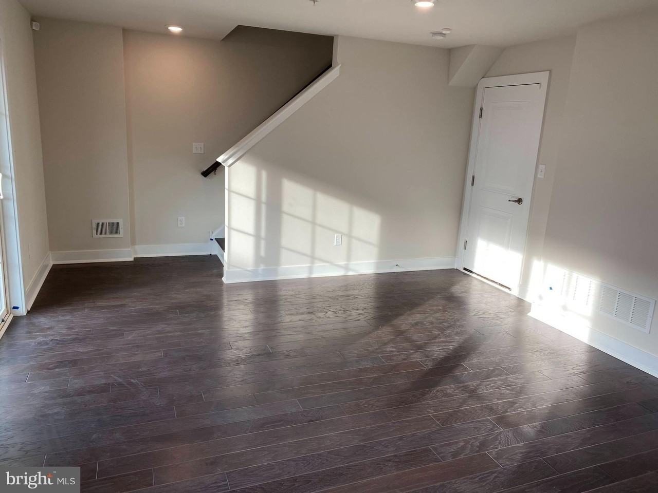 232 Red Leaf Ln - Photo 2 of 20