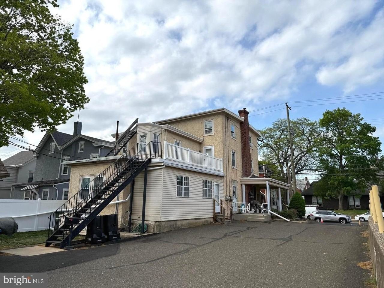 134 N Main St - Photo 2 of 21