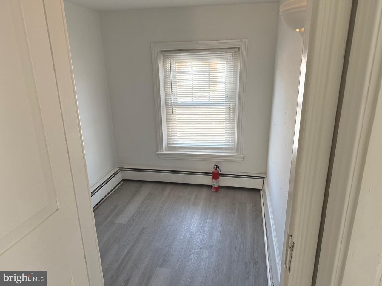 134 N Main St - Photo 6 of 21