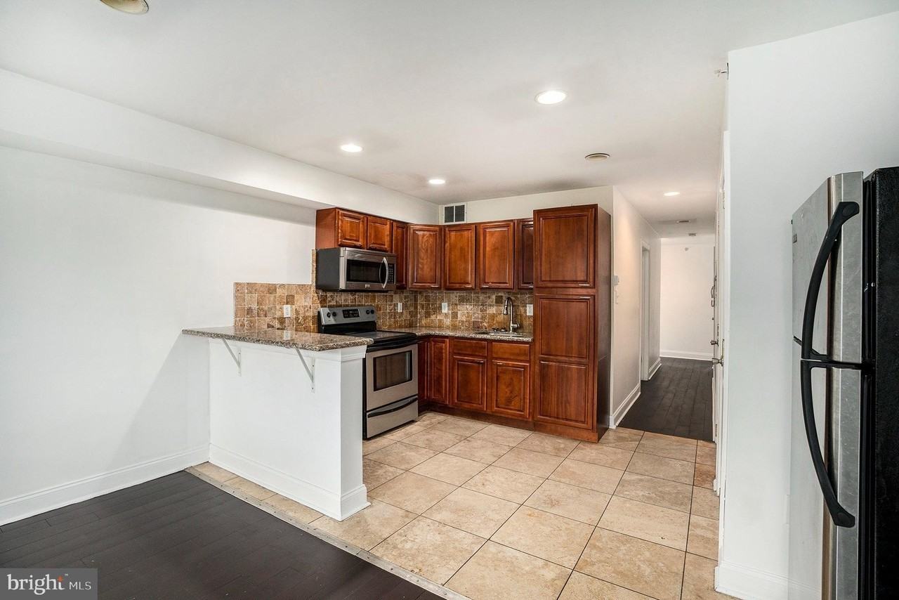 2027 N 15th St Unit 3 #3 - Photo 3 of 11