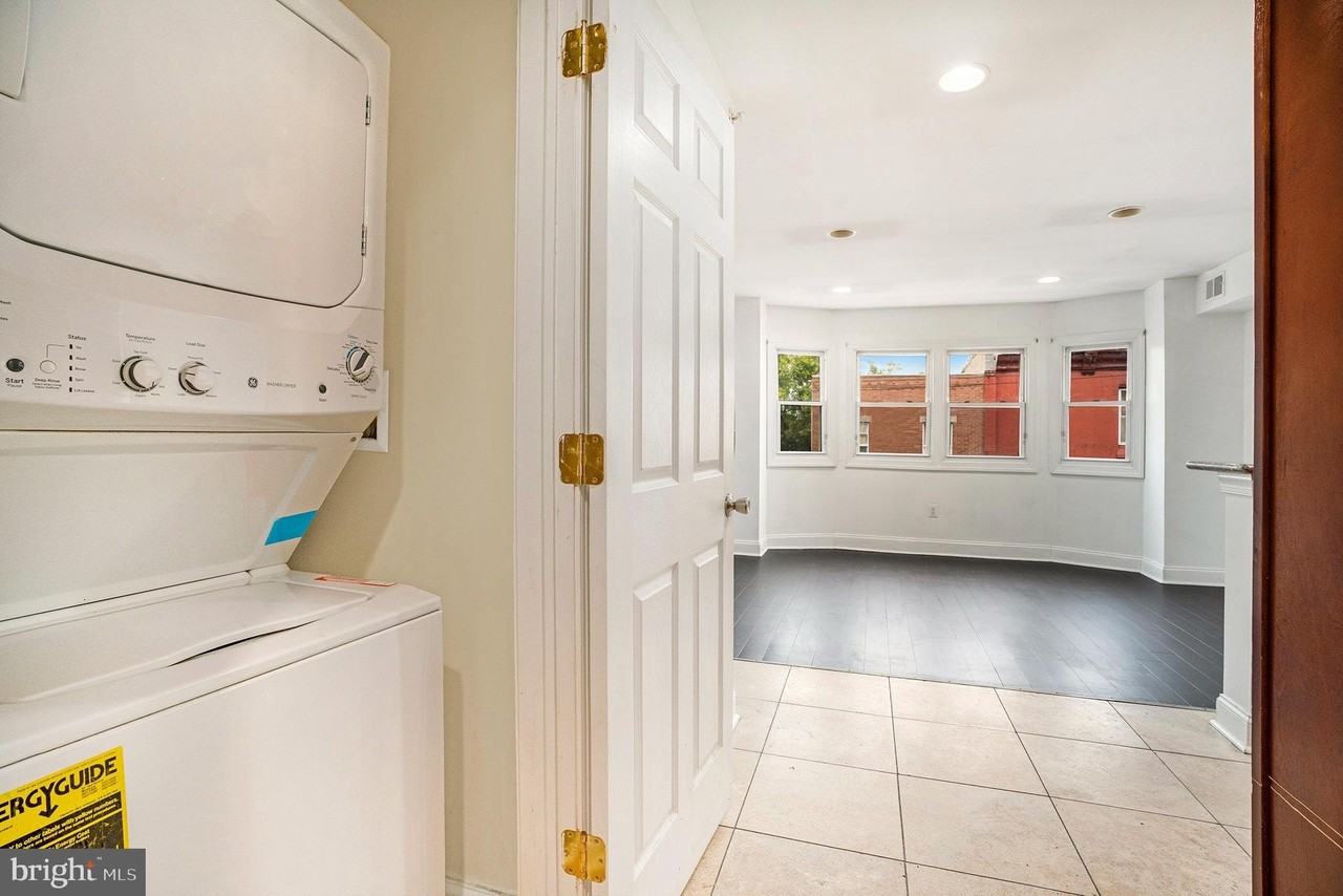 2027 N 15th St Unit 3 #3 - Photo 5 of 11