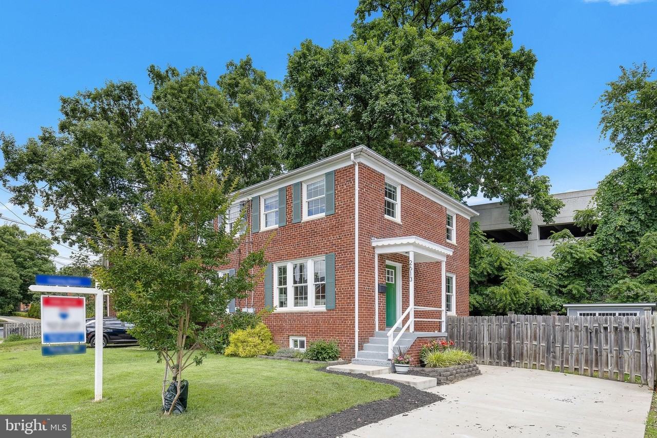 2613 S Troy St - Photo 2 of 35