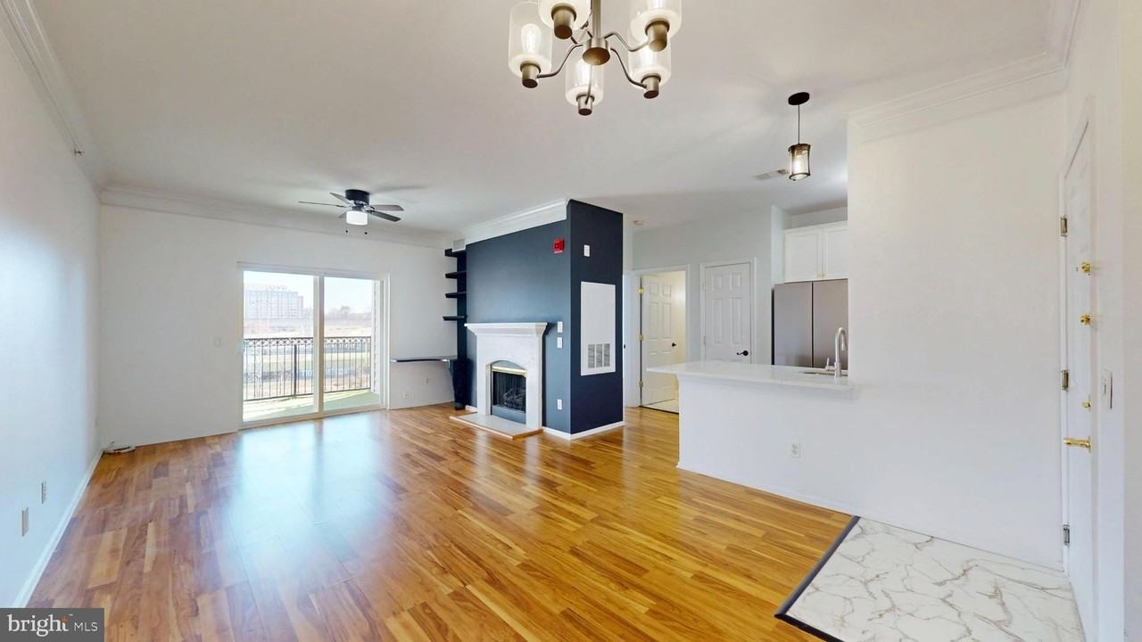 1591 Spring Gate Dr Unit 3406 #3406 - Photo 4 of 34