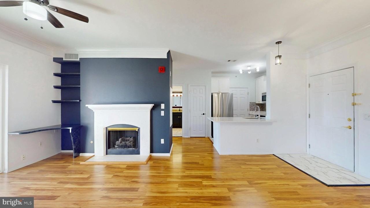 1591 Spring Gate Dr Unit 3406 #3406 - Photo 5 of 34