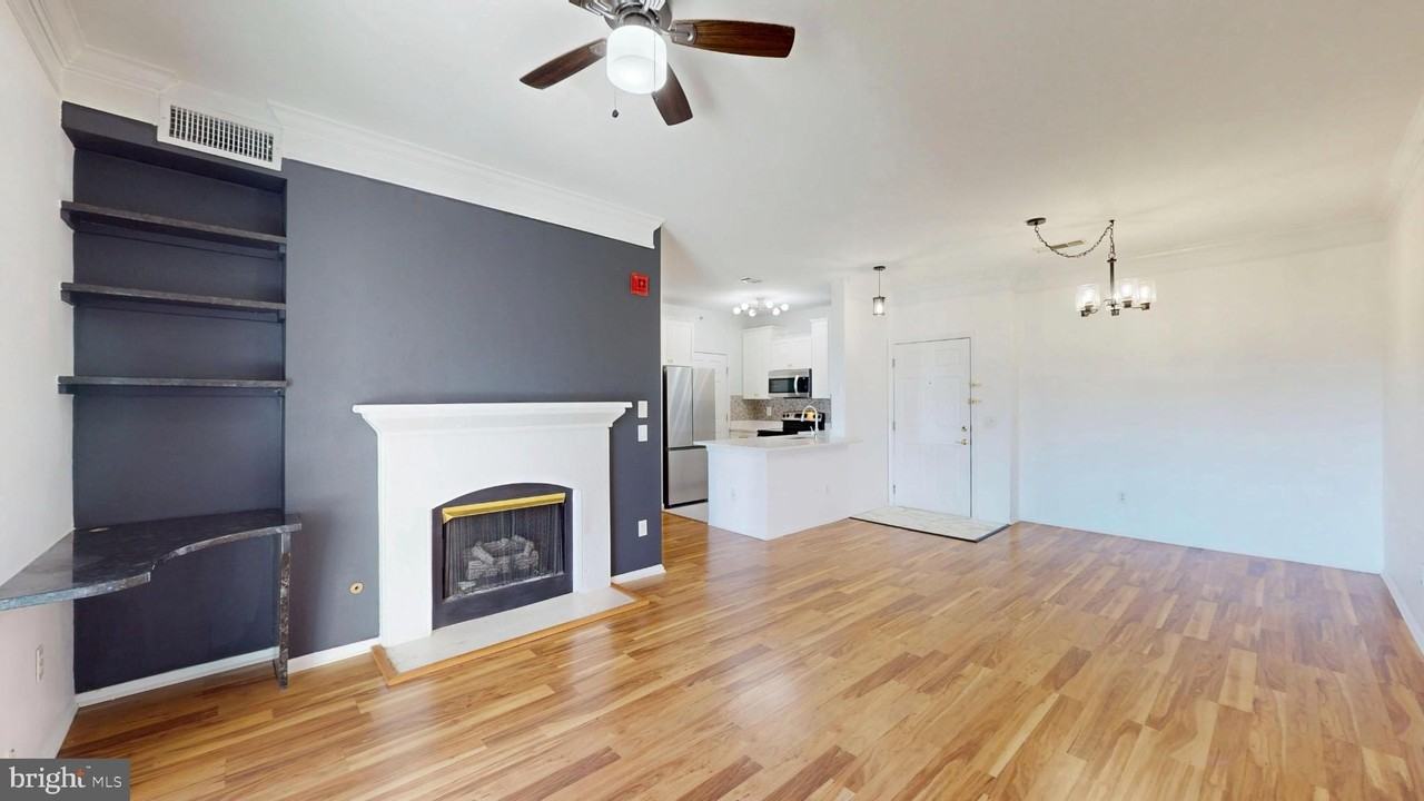 1591 Spring Gate Dr Unit 3406 #3406 - Photo 6 of 34