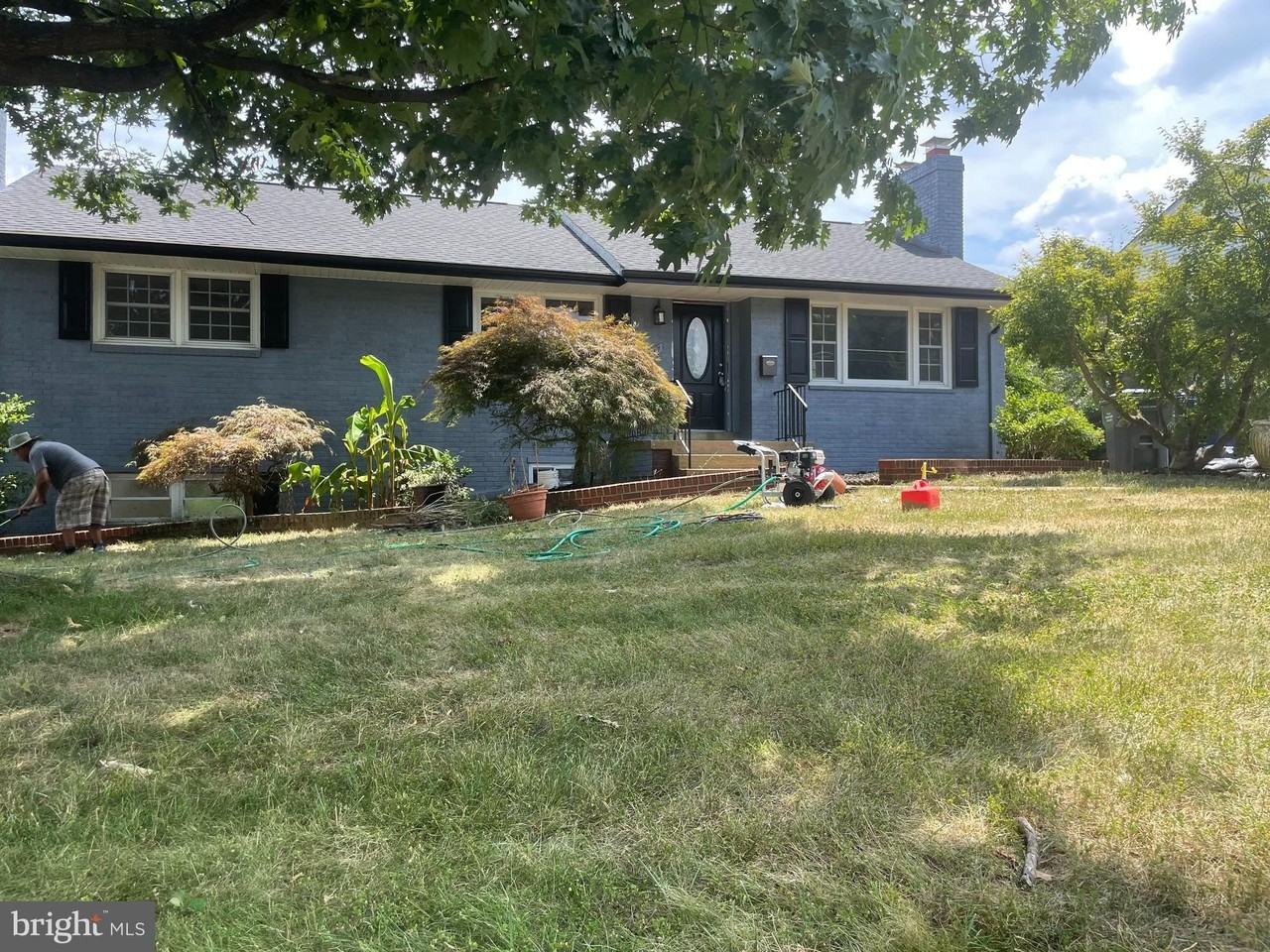 4617 N Chambliss St - Photo 2 of 37