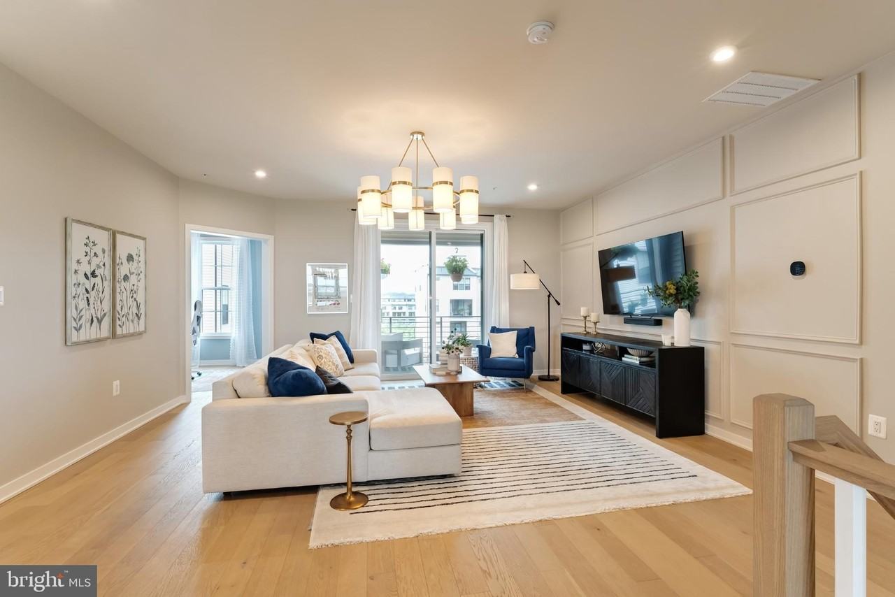 22405 Claude Moore Dr - Photo 6 of 46