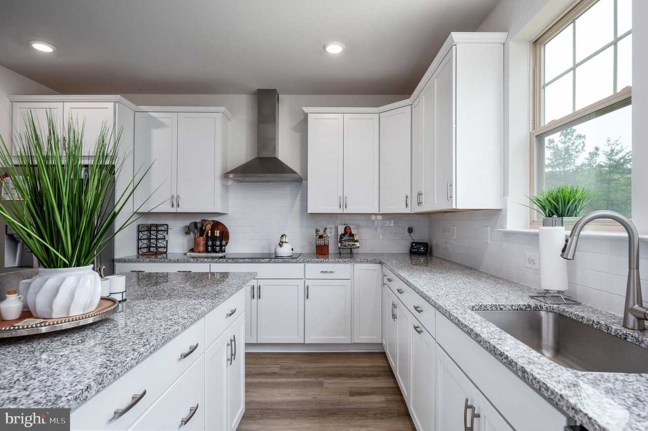 154 Shaded Valley Ct - Photo 3 of 34