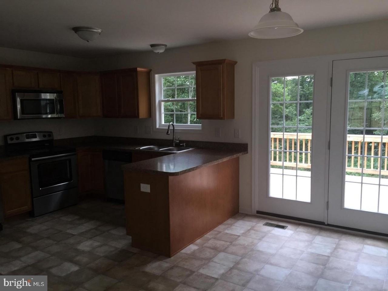 160 Tabasco Ln - Photo 3 of 15