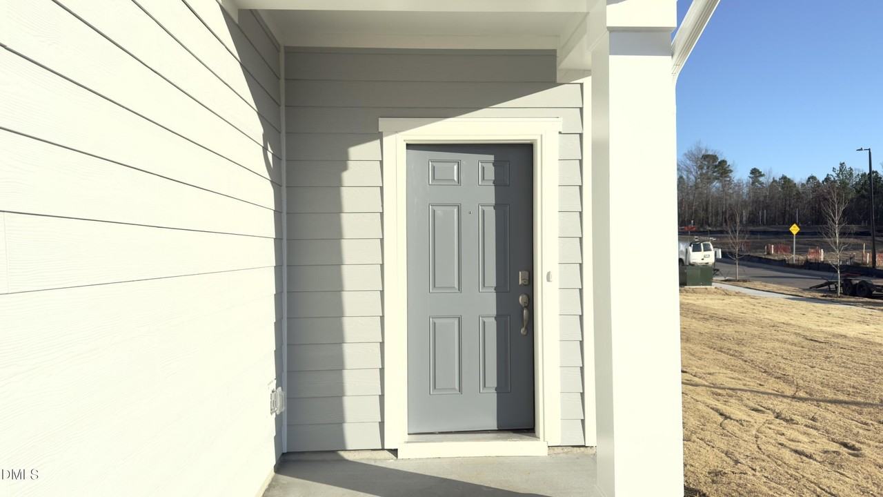 3000 Chrys St - Photo 4 of 26