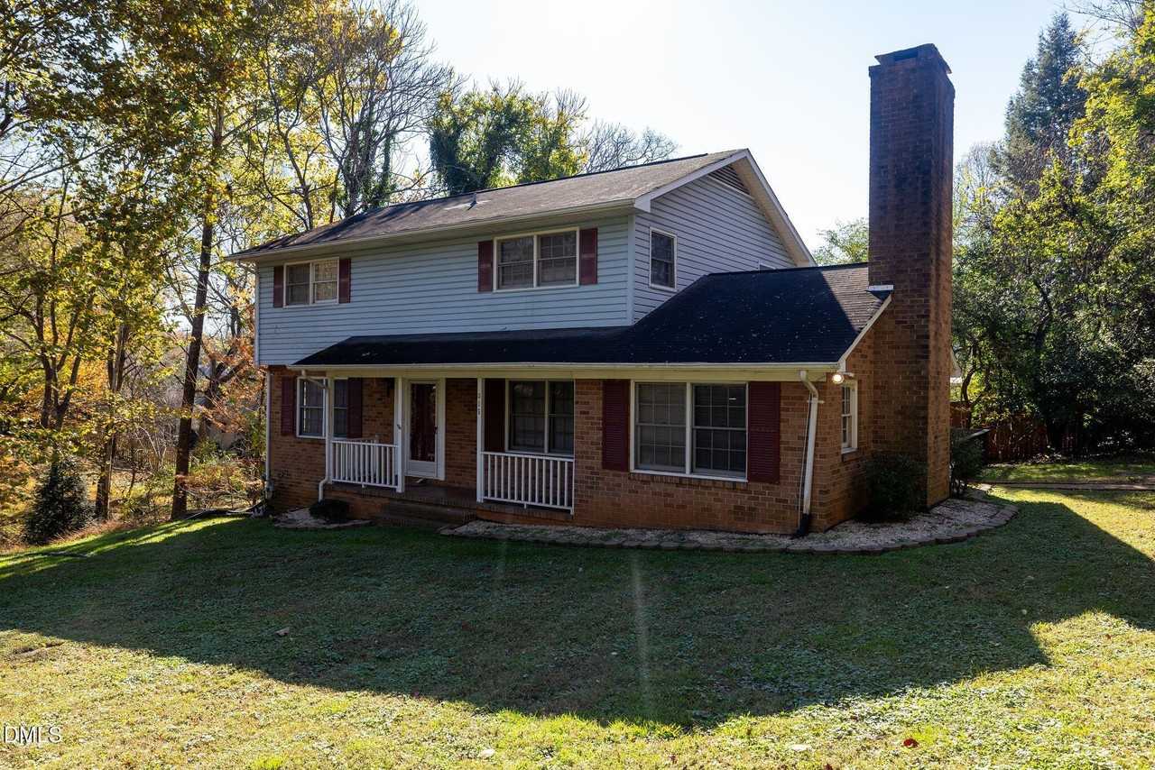 315 W King St - Photo 2 of 45