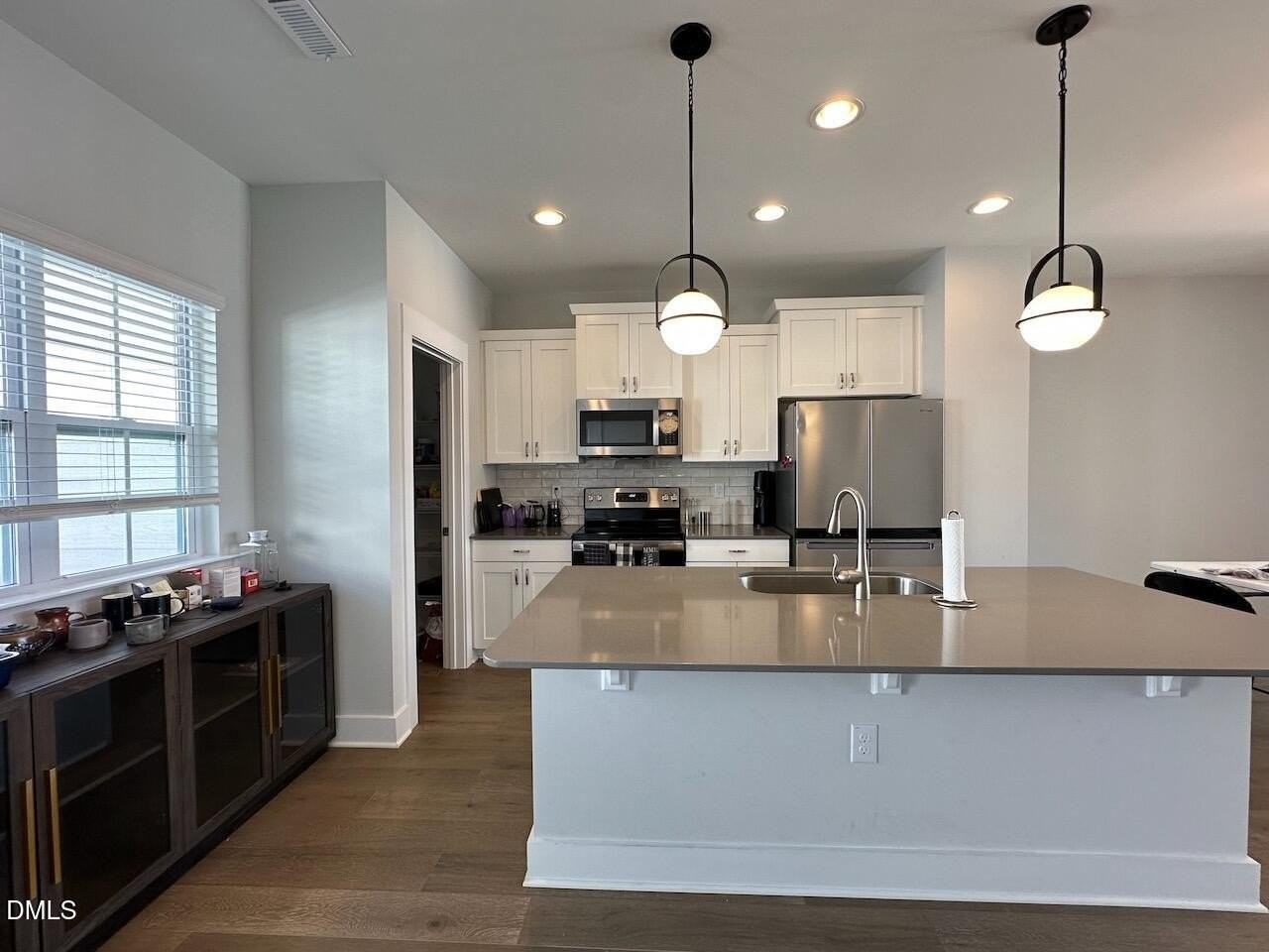 8524 Silsbee Dr - Photo 5 of 23