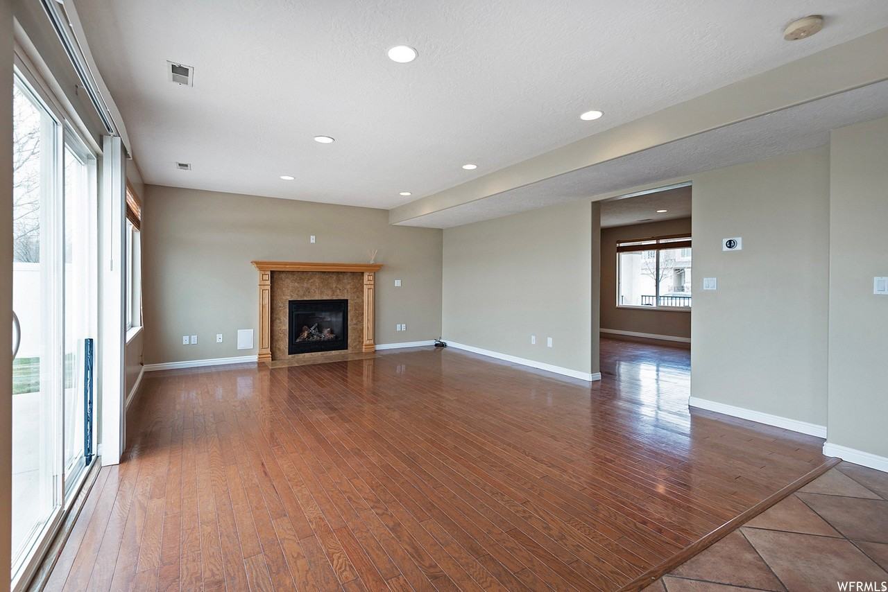 1024 Manchester Dr - Photo 5 of 13