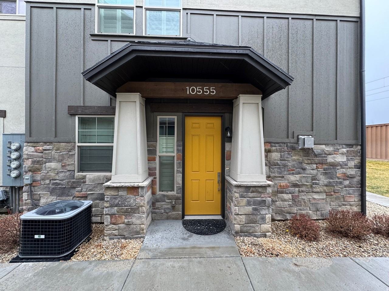 10555 S Sandy Sage Way - Photo 2 of 20