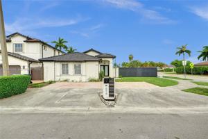 featured image of 898 Nw 131st Ave