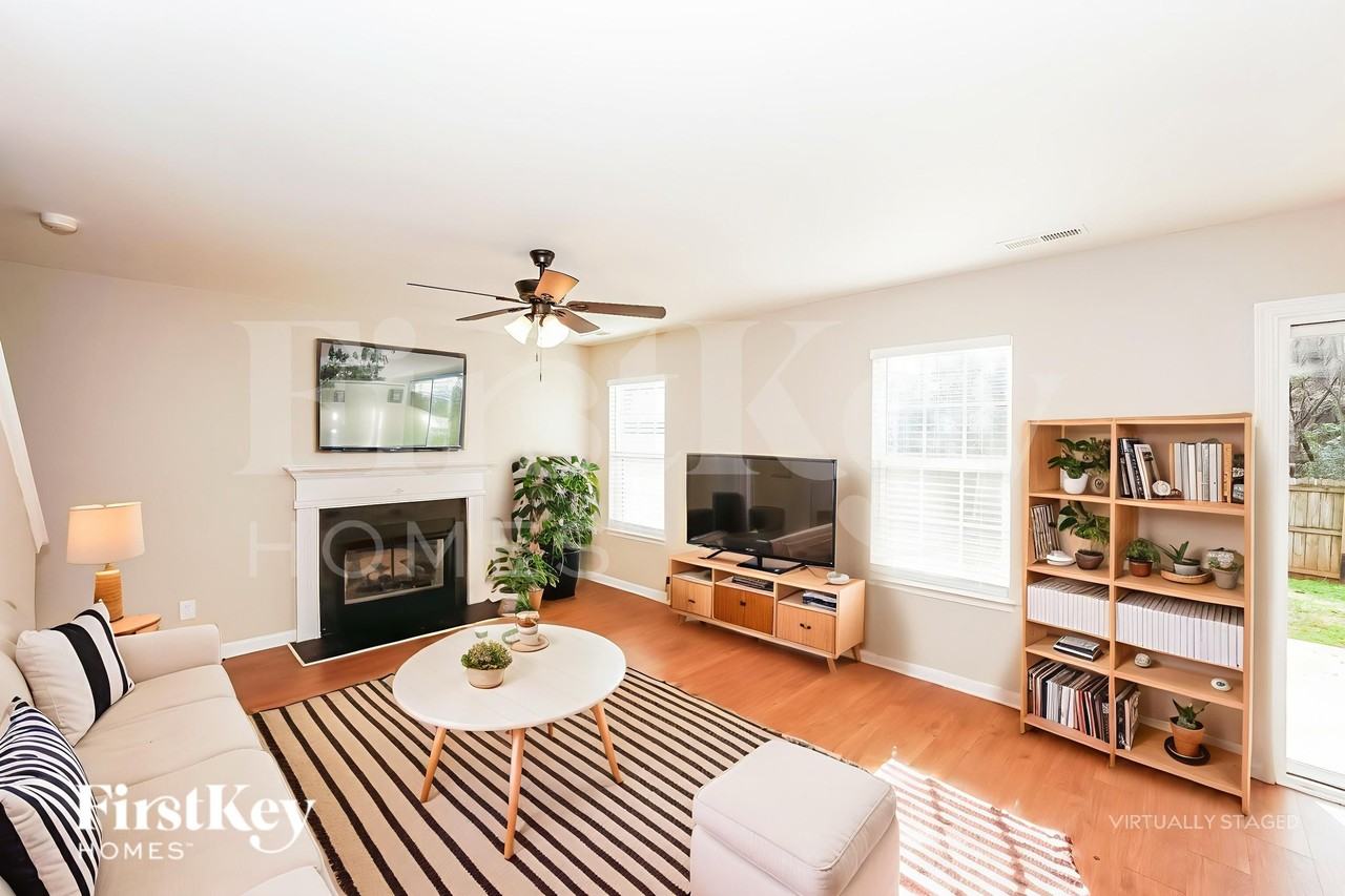 3210 Reid Brook Ln - Photo 5 of 19