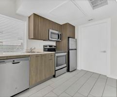 featured image of 740 Meridian Ave #18