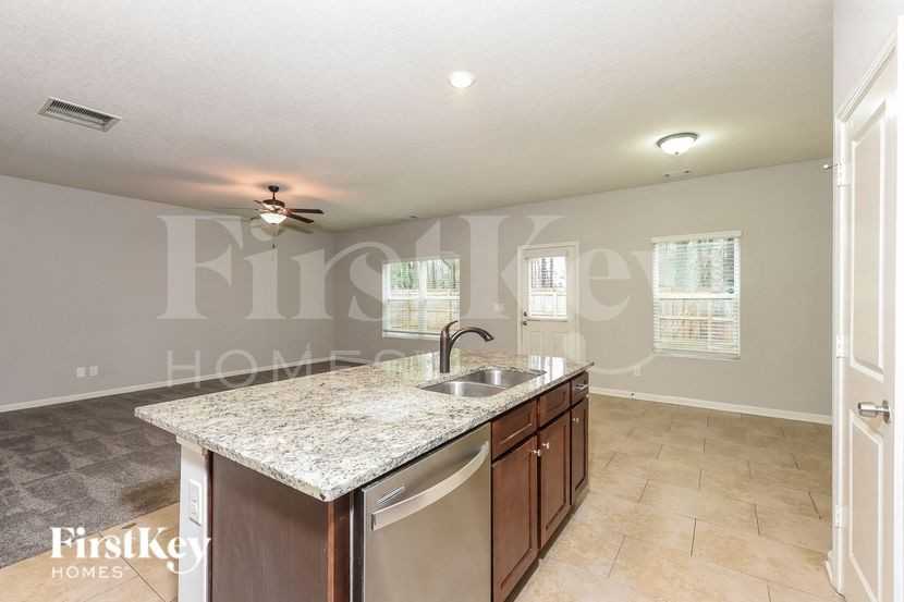 148 Al Jennah Blvd - Photo 6 of 15