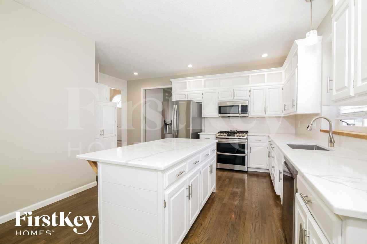 15211 Maple St - Photo 6 of 15