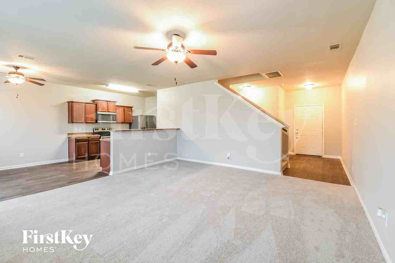 5931 Golden Cove Rd - Photo 4 of 15