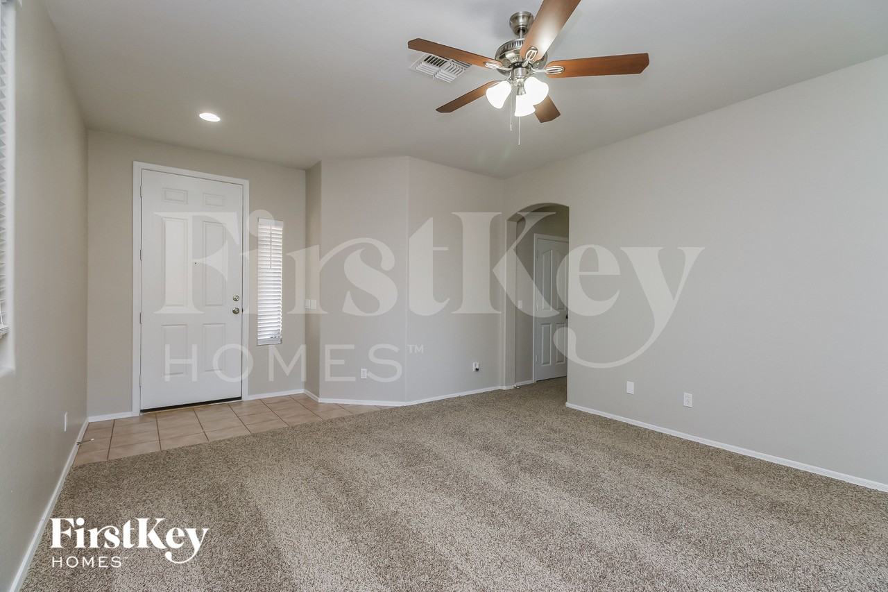 21488 E Camina Plata Ct - Photo 3 of 15