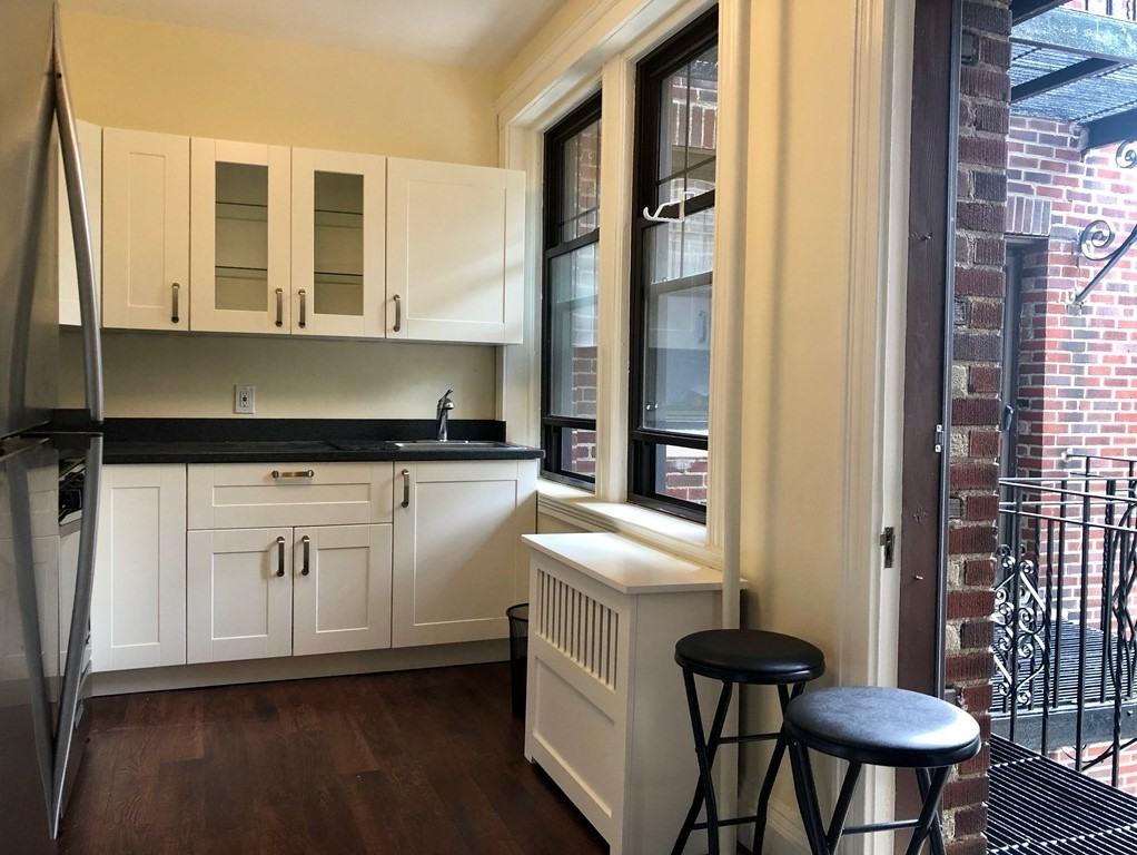 192 Chestnut Hill Ave #15 - Photo 3 of 7