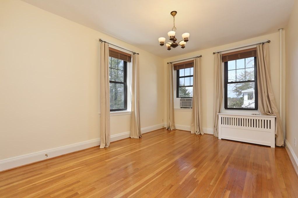 192 Chestnut Hill Ave #15 - Photo 4 of 7