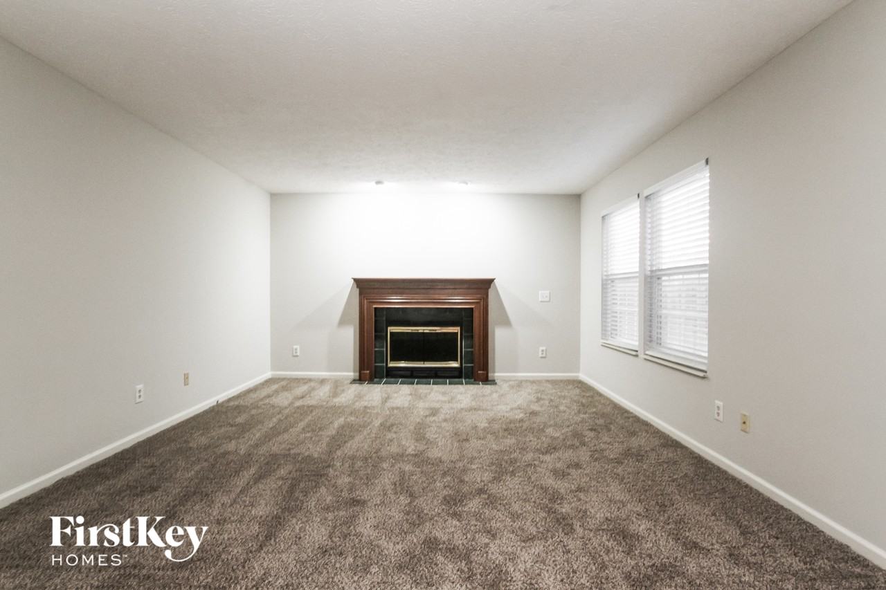 7716 Gullit Way - Photo 2 of 15