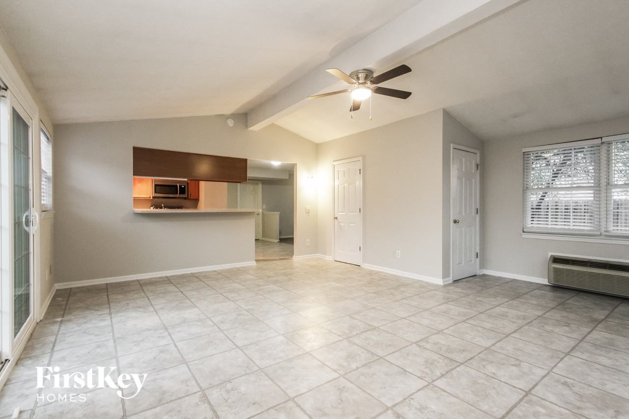 7716 Gullit Way - Photo 4 of 15