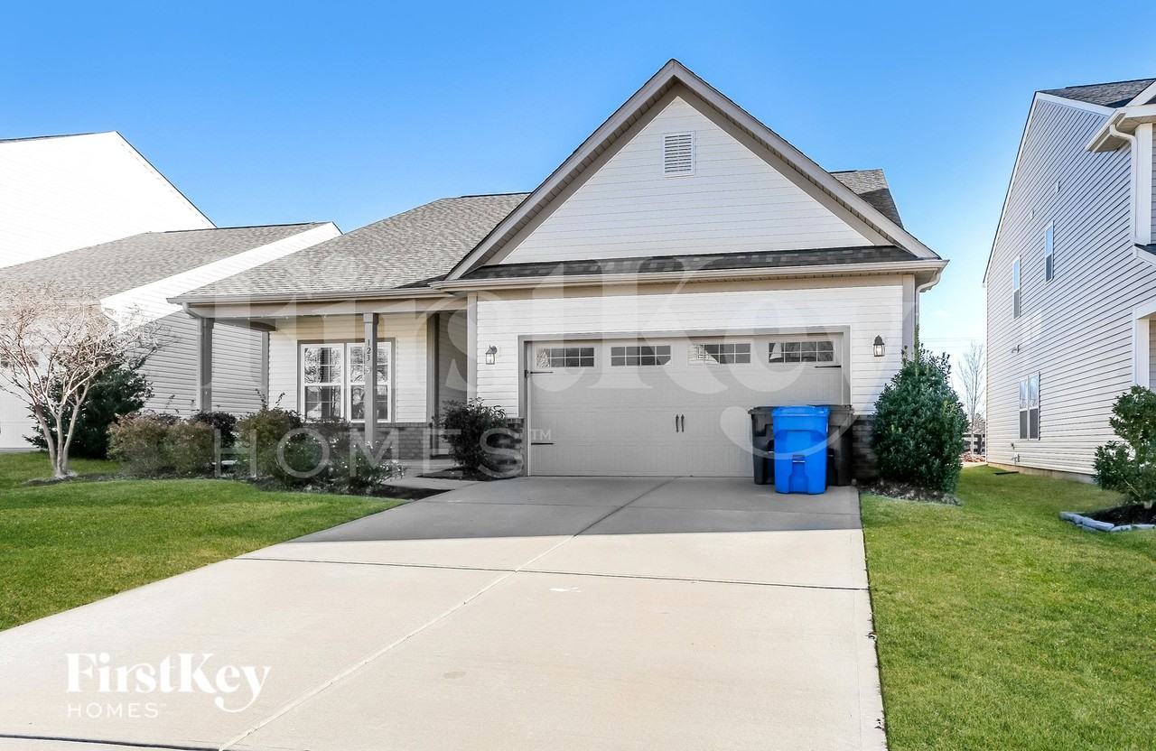 123 Fesperman Cir - Photo 2 of 15