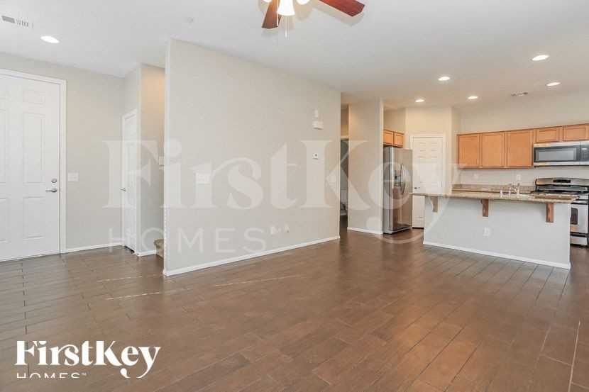 7506 Edgartown Harbor St - Photo 3 of 15