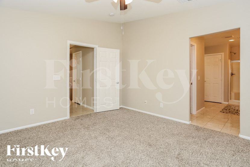 7506 Edgartown Harbor St - Photo 6 of 15