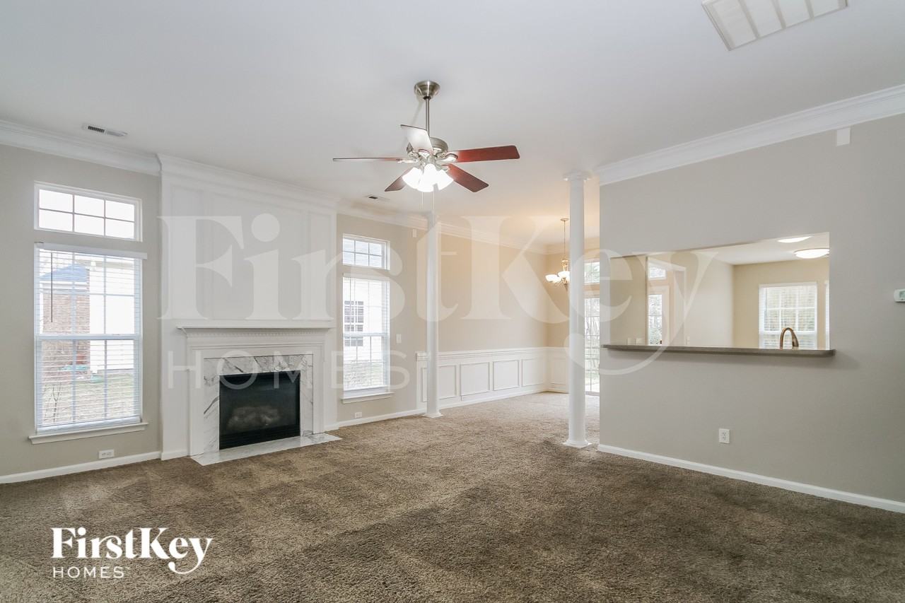 11508 Planters Estates Dr - Photo 2 of 16