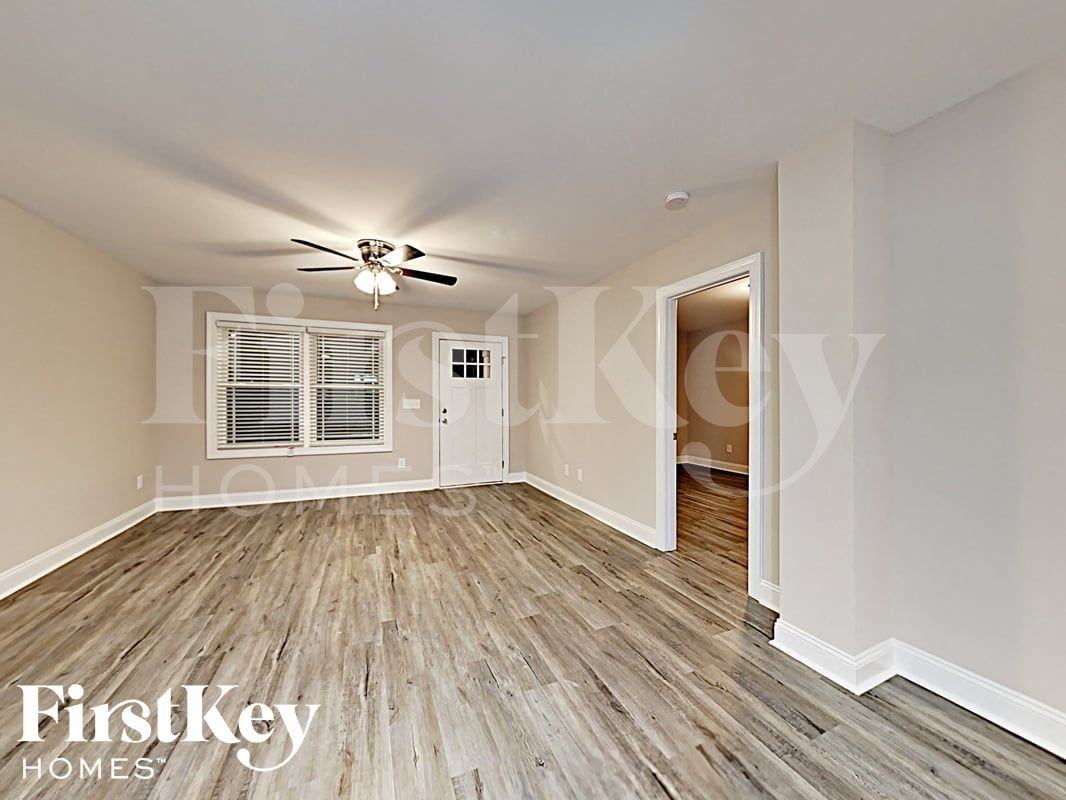 5771 Sumter Ave - Photo 5 of 17