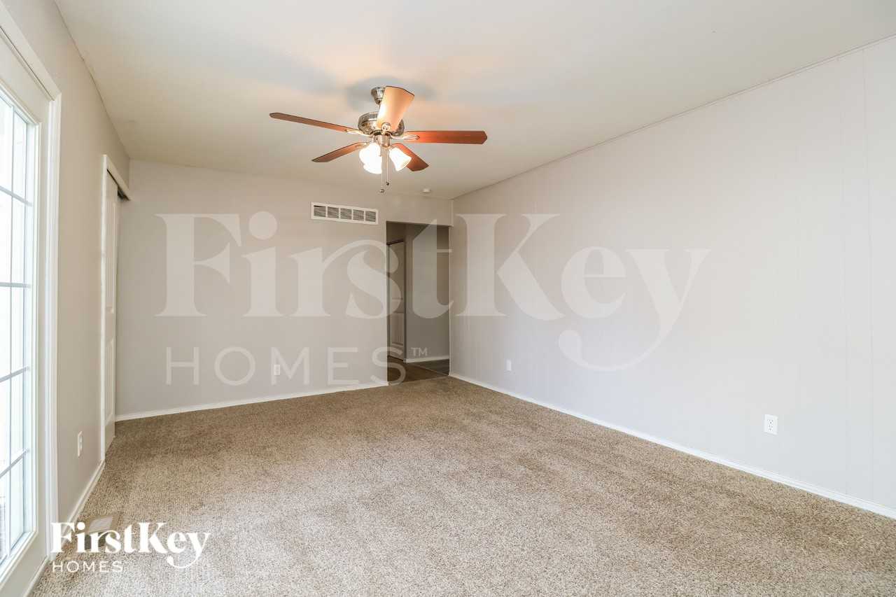 5134 Abington Rd - Photo 7 of 16